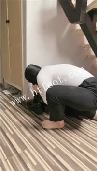 TL44847 北京-Lel】邻居撬锁入室偷闻臭鞋 那就接受惩罚吧57分钟