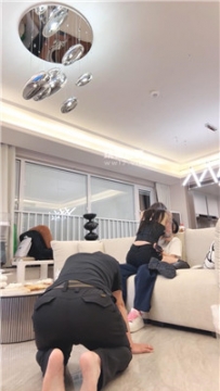 【调教视频】【伊楠】3S-重度戒尺打-脚踩喂食【双视角版】 bf56890