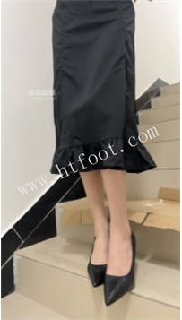 ZB7268 白鹭】楼道刺激调教34分钟