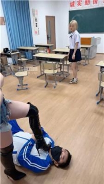 【调教视频】【松紫大大】校园剧情-群调群虐 bf55770