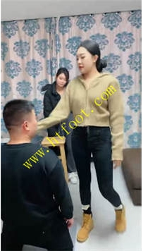 TL33541 银儿】全程狠踹恐怖篇53分钟
