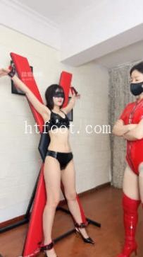 ZB8400 冷颜】女奴羞辱40分钟