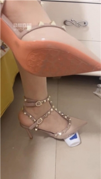 【第一视角】【希娜】铆钉鞋底鹿废你    250830-15