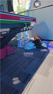 【调教视频】【樱樱】台球厅全体重玩女m JS260118-14