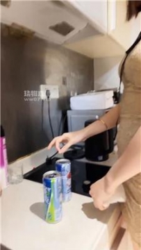 【调教视频】【佳佳】强制羞辱外卖小哥 bf55021