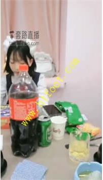 TL23769 刘二狗】素人开发暴力耳光加踢裆53分钟