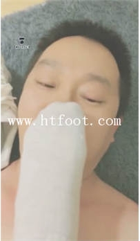 TL15126 妖妖S给路边捡回的两条G上上课73分钟
