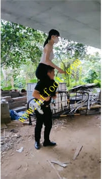 TL36704 暴力美学】户外狠虐二脚马19分钟