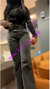 TL27328 不知名美女】惩罚迟到的狗暴力耳光300下55分