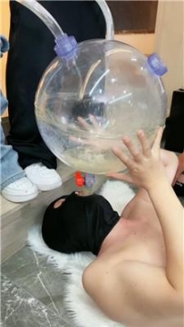 【调教视频】【麋鹿银儿】3女王混合巨量升水强制/烟烫暴踹圈踢 bf52578