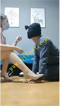 TL34124 江婷】踩踏虐如32分钟