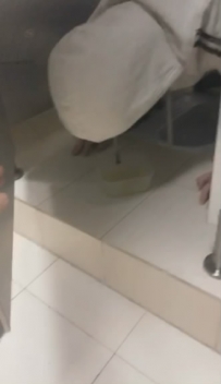 TL898 青岛双女主仟娇 仟娇户外：学校厕所伺候如厕，有女学生
