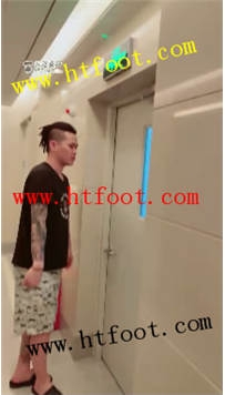 TL18472 木骨S重度踩踏耳光21分钟