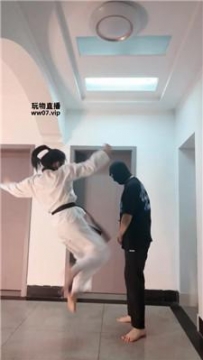 【调教视频】【甜音】跆拳道女神暴揍歹徒 bf52574