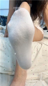 【第一视角】【kt酱酱】白袜裸足香水憋J    251203-1