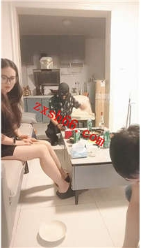 TLZB25701南荣-两条贱狗陪主人过中秋节47分