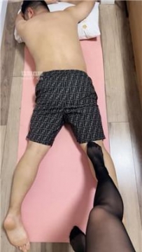 【调教视频】【凌晨】坐脸窒息-掐乳-捆绑 bf54817