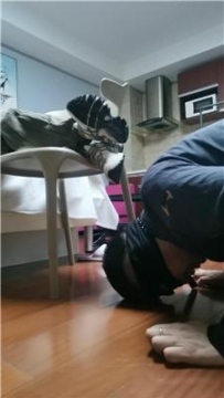 【调教视频】【奈米】素人小妹脏鞋白袜暴揍【双视角版】 JS250528-37