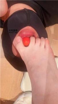 【调教视频】【古筝少女】近距离-裸足狂舔脚喂食 JS250301-24