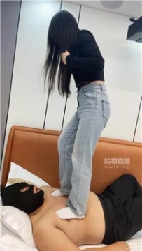 【调教视频】【汝汝s】白棉袜jio裸足踩踏 JS250821-18