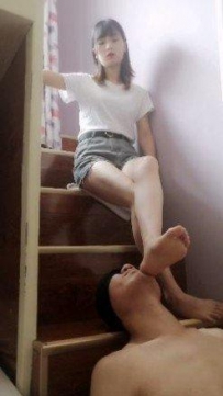 【艾彩原创】汐宁小姐姐恋足调教