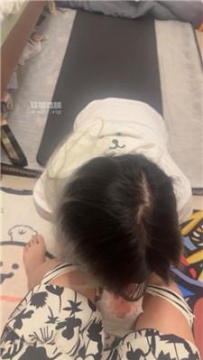【调教视频】【饭饭】母畜舔吃自己的卫生巾 JS250527-21