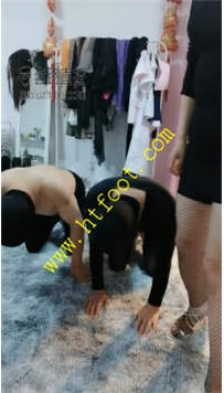 TL24489 乐爷】麻麻调教父子包屁儿子重罚67分钟