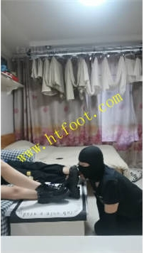 TL38619 文文】两个小姐姐的擦鞋布33分钟