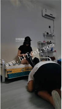 ZB8083 旺柴】皮靴插嘴38分钟