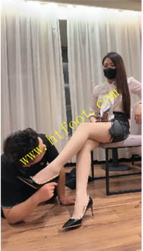 TL39639 若依】靴子肉丝爆虐色狼47分钟