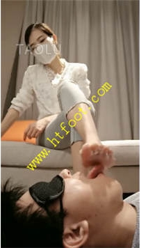 TL27660 多多】脚下的贱狗你吃的真香40分钟