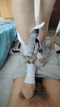 卡扎-纳西cos服肉丝足交吐奶