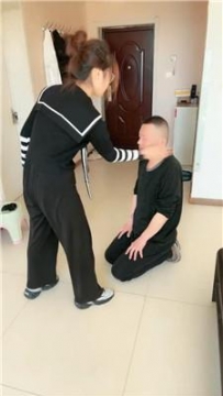 【调教视频】【锅盖子】耳光暴揍出轨男 JS250315-39