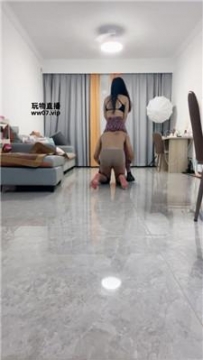 【调教视频】【南月女神】骑马转胯-踩踏鞭打 JS250426-21