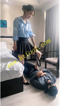 TL41165 孤傲女帝】M挑战最强高跟踩踏43分钟