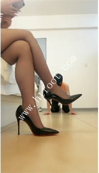 ZB7440 奕大】黑丝职业装20分钟