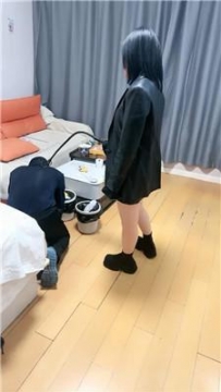 【调教视频】【伊潼】短靴肉丝踩/重度鞭打/脚插嘴 bf49474