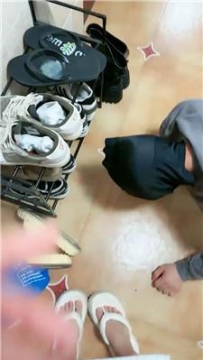 【调教视频】【周周】家奴下跪伺候 JS250423-26