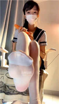 【第一视角】【兔妈妈】兔兔最爱胡萝卜    260201-17