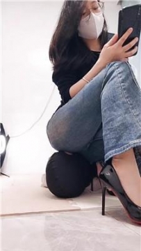 【调教视频】【灵竹】牛仔裤女神玩家奴 JS260205-26