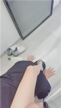 【调教视频】【暴力柚子】32码小脚妈妈深喉专场 bf58148