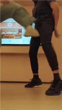 【调教视频】【静怡】连环踢裆踩踏 JS250713-6