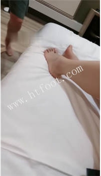 ZB3074【长沙雪王】骑脖人肉坐垫原味脚闻舔69分钟