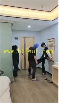 TL30130 德意户外】两个女王小姐姐37分钟