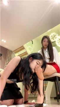 【调教视频】【晨颜S】高跟碾压踩小三【双视角版】 bf61028