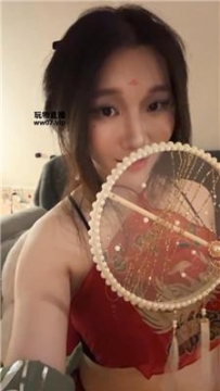 【调教视频】【小麦】肚兜女神S-强制闻臭鞋-掐乳玉足舔 bf52722