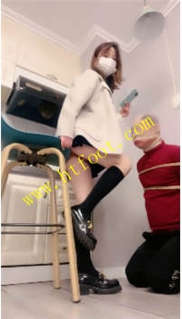 TL32774 茹雪】暴力耳光500加神喉47分钟