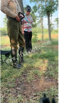 ZB7150 爱丽丝】逃犯被虐29分钟