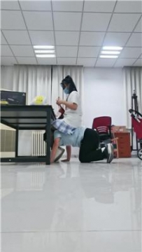 【调教视频】【璃茉老师】学生主办公室玩老师奴  JS250604-25