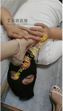 TL32261 丫丫】夹头调教63分钟